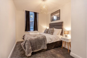 Host & Stay - New Street Suite